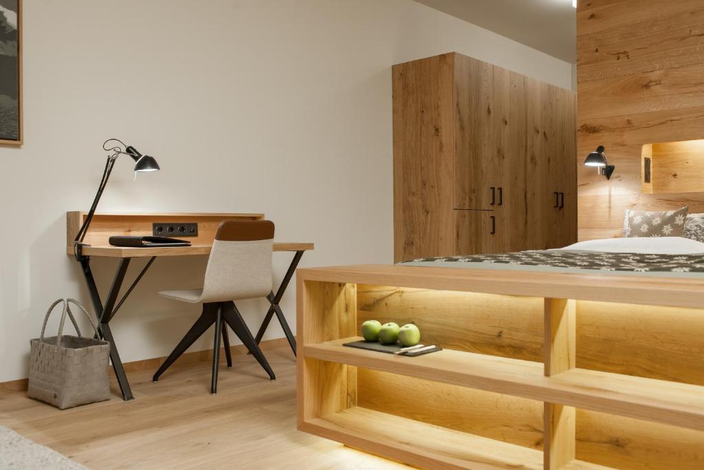 Doppelzimmer Alpin Süd mit Zugang zur Therme und Spa